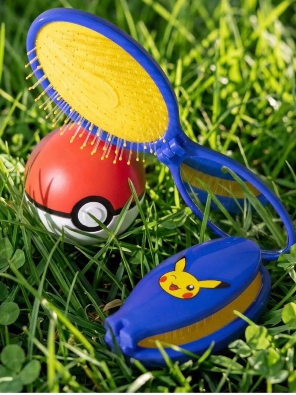 Pokeman Pikachu wet brush